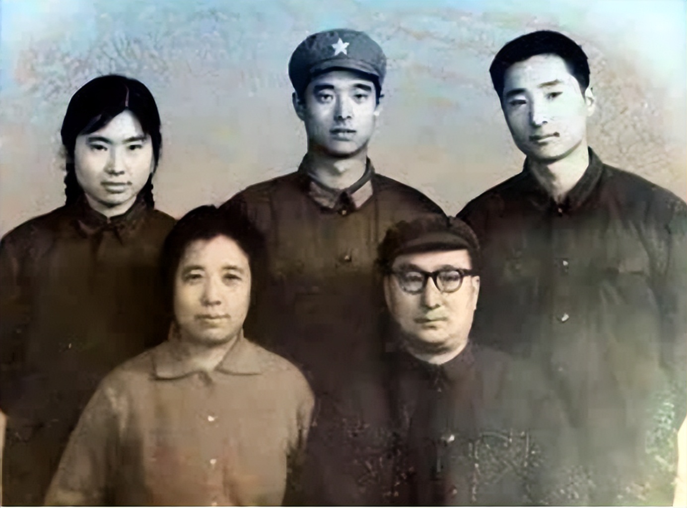 张山女儿张嘉芸和陈佩斯一家关系,张山女儿与陈佩斯