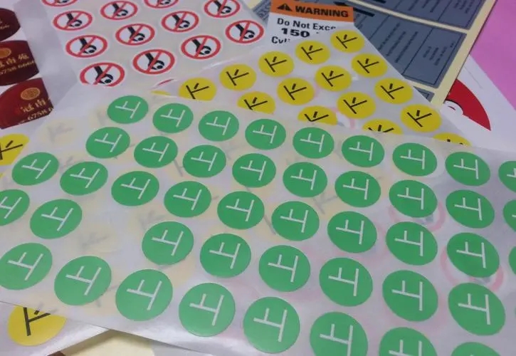 不干胶标签局部除胶,不干胶标签一揭就碎