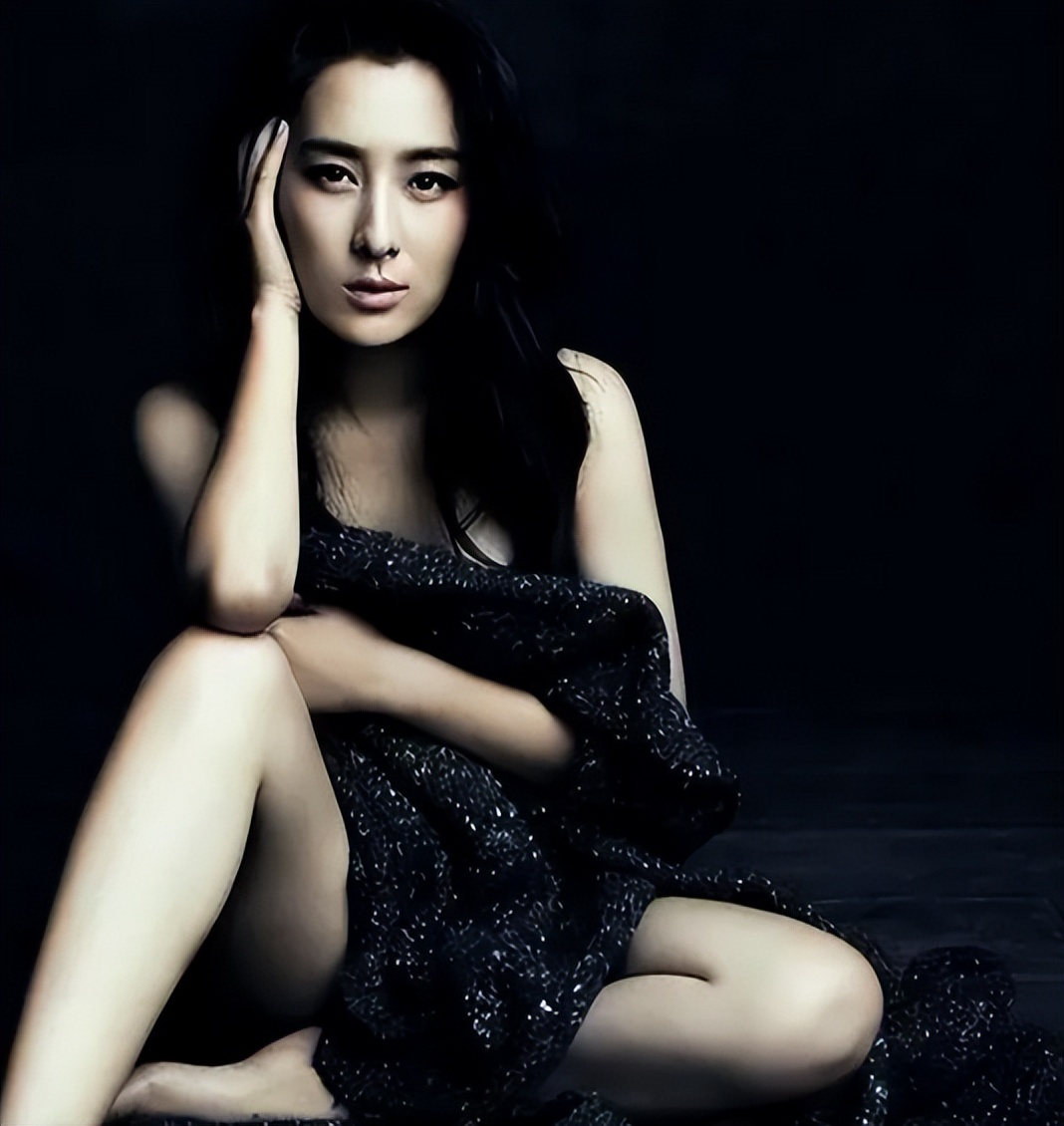 圈内“女炮王”被曝猛料，内容过于劲爆，网友：*楼青**女子甘拜下风