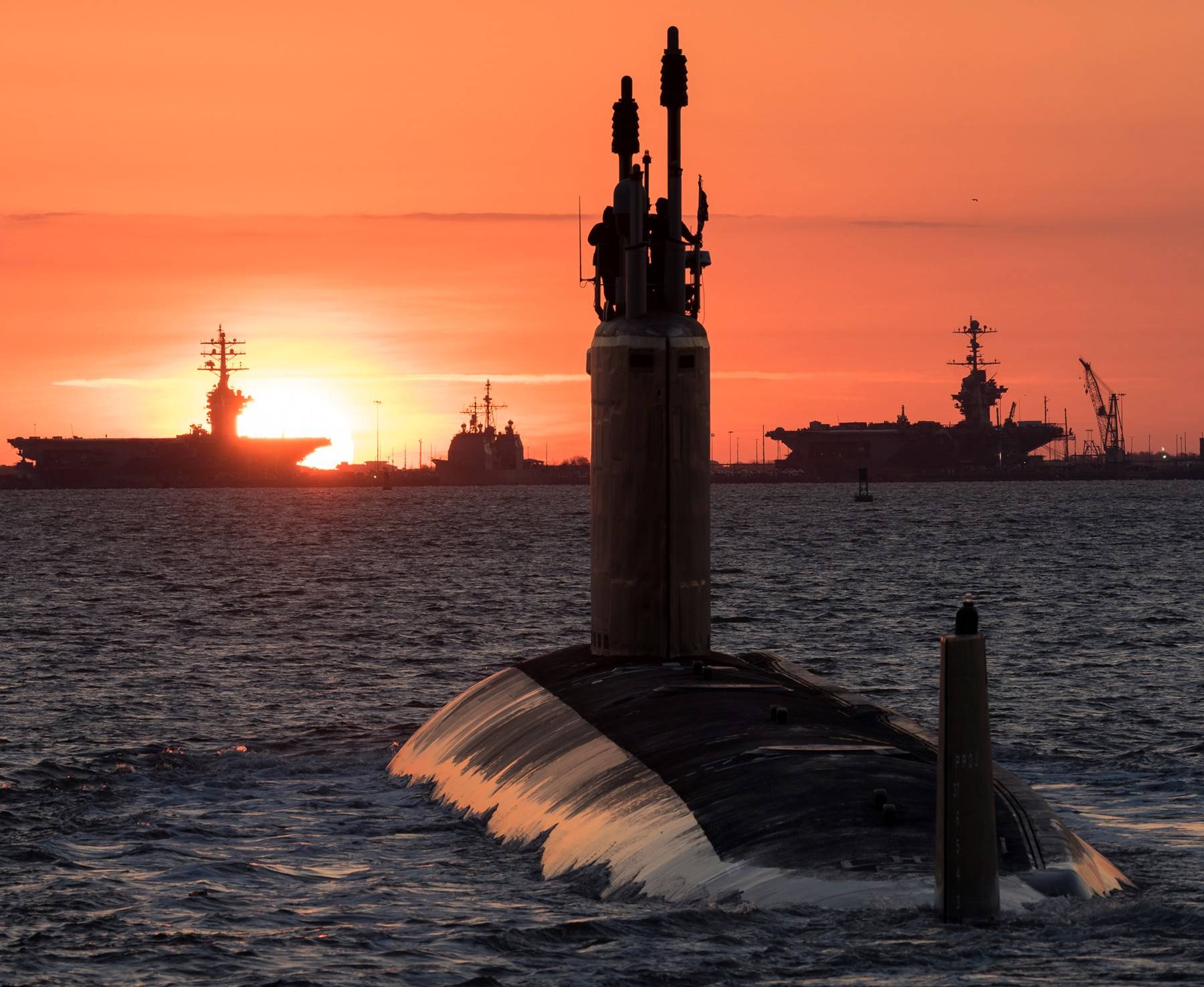 美国攻击核潜艇计划,狗咬事件国外