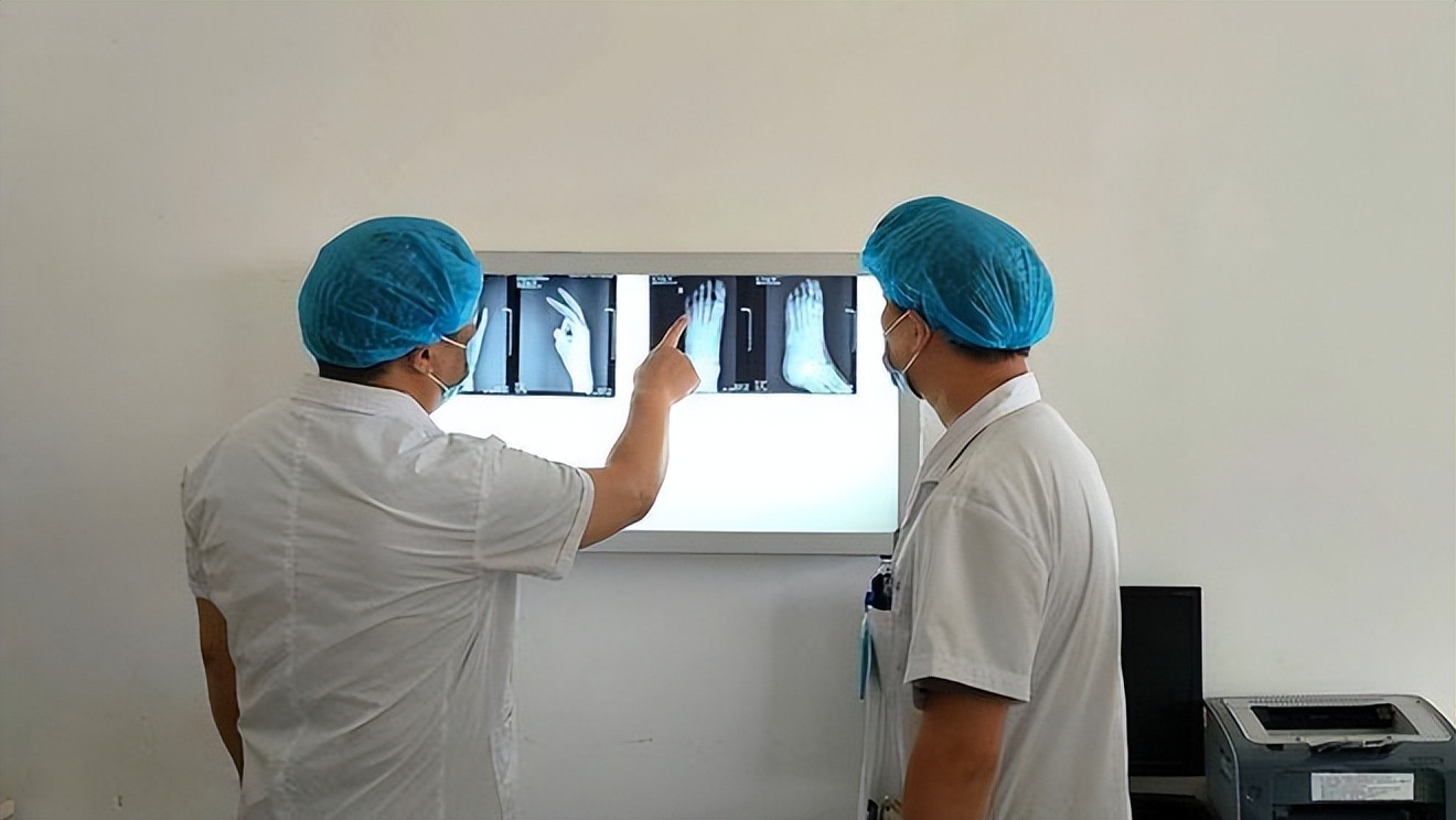 骨盆趾骨骨折后最佳的物理疗法,骨科创伤的救治