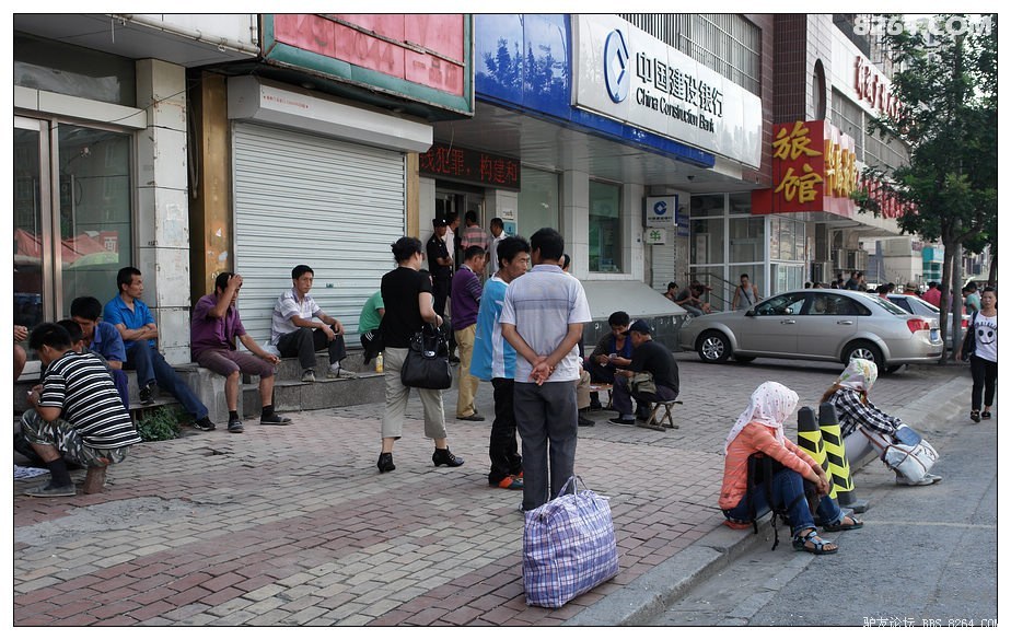 东北行游记长春街头,东北行游记长春市南广场
