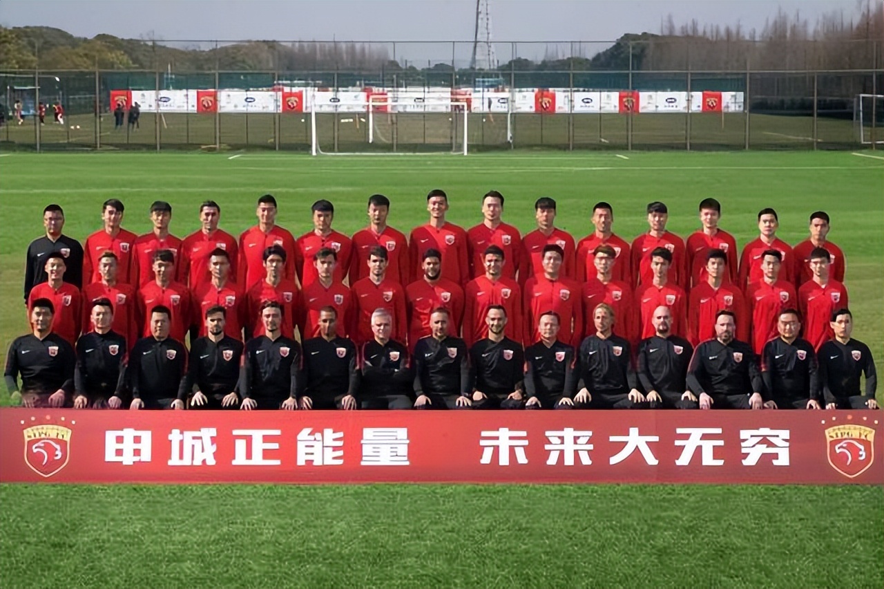 上港老总评价足球,恒大老板许家印和李嘉欣