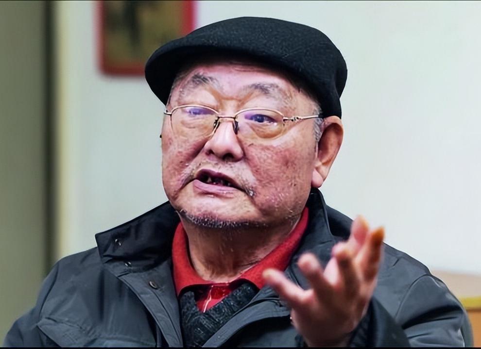 1988年，杨怀定看报纸发现秘密，用2万存款买*国卖**库券一年赚百万