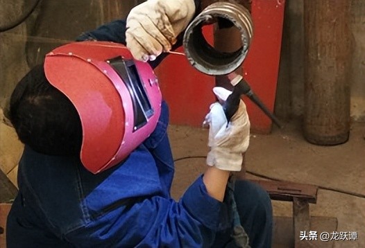 如何分析Sm对SAl4043铝合金焊丝的组织、性能及氢含量的影响？