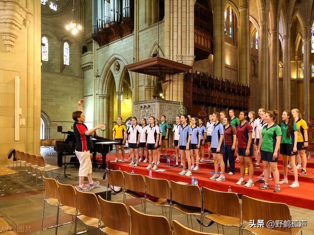 音乐在教堂里的重要性以及为什么你应该在星期天享受唱歌