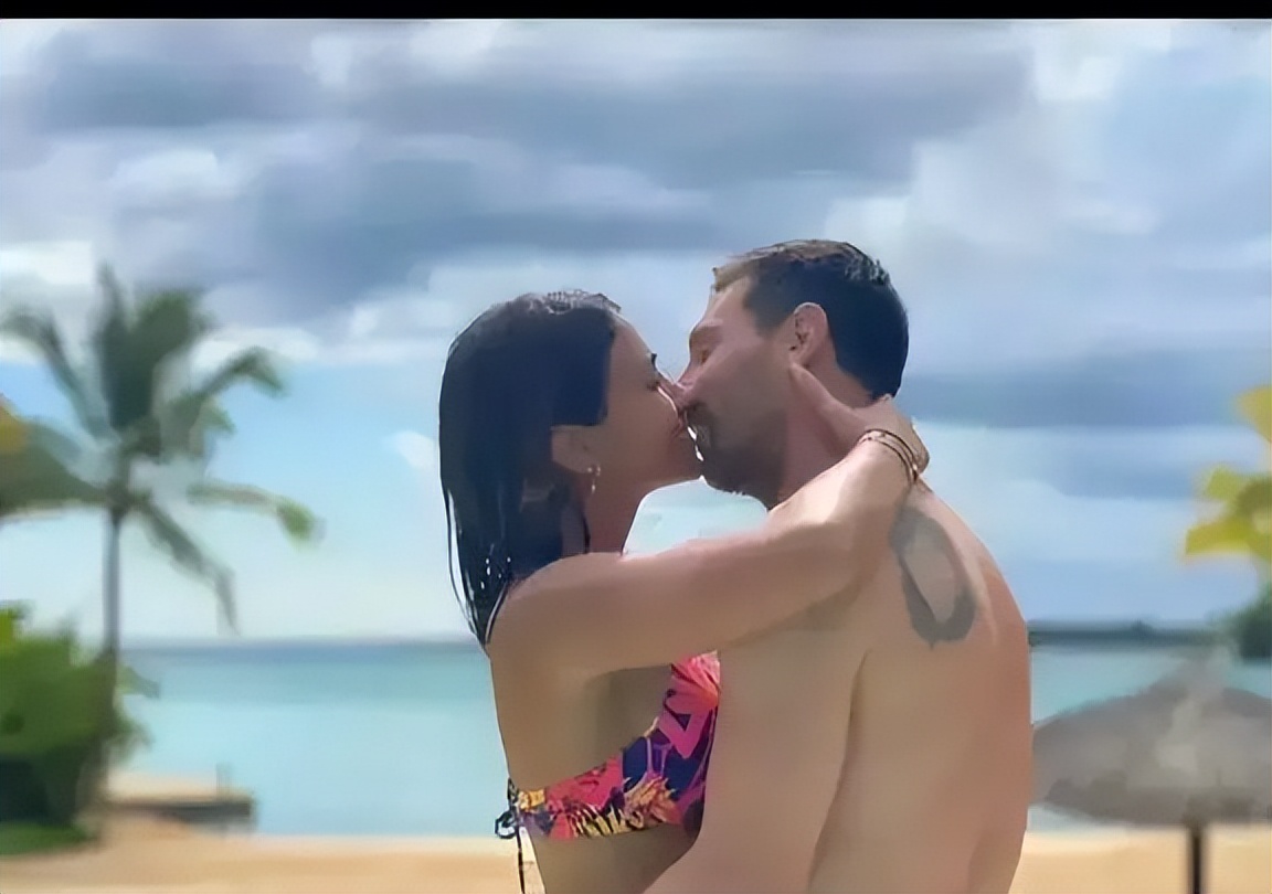 梅西暖心故事,巨星梅西背后的故事