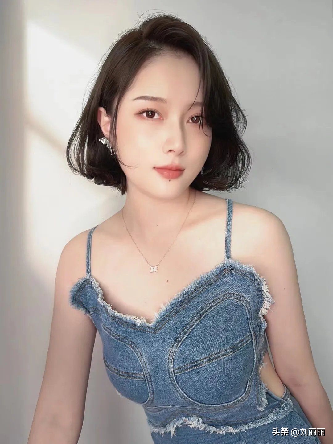 波波头挑染造型怎么搭配,减龄波波头烫发发型