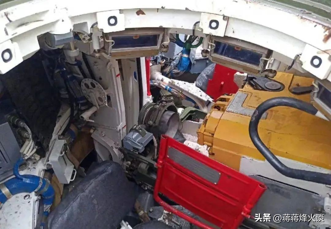 俄罗斯扔下了多少物资,俄t90m坦克被缴获