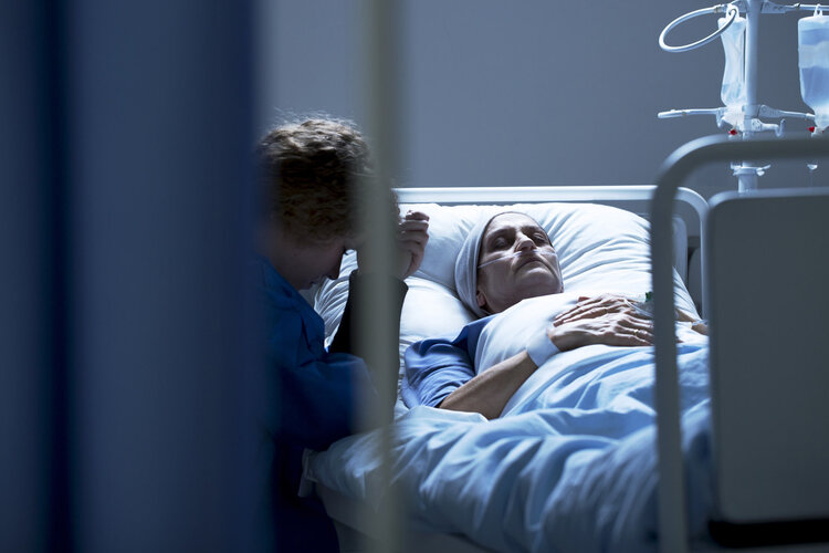 化疗为什么对身体的副作用这么大,化疗后身体很差会不会更容易复发