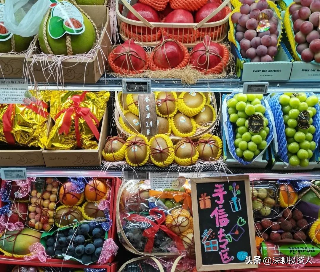 金融街犹在，不见当年的“孤勇者”