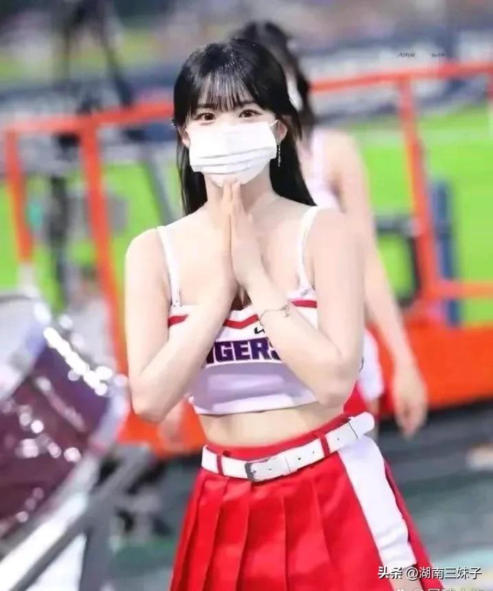 卡塔尔世界杯韩国足球宝贝李多惠,卡塔尔世界杯韩国啦啦队李多惠