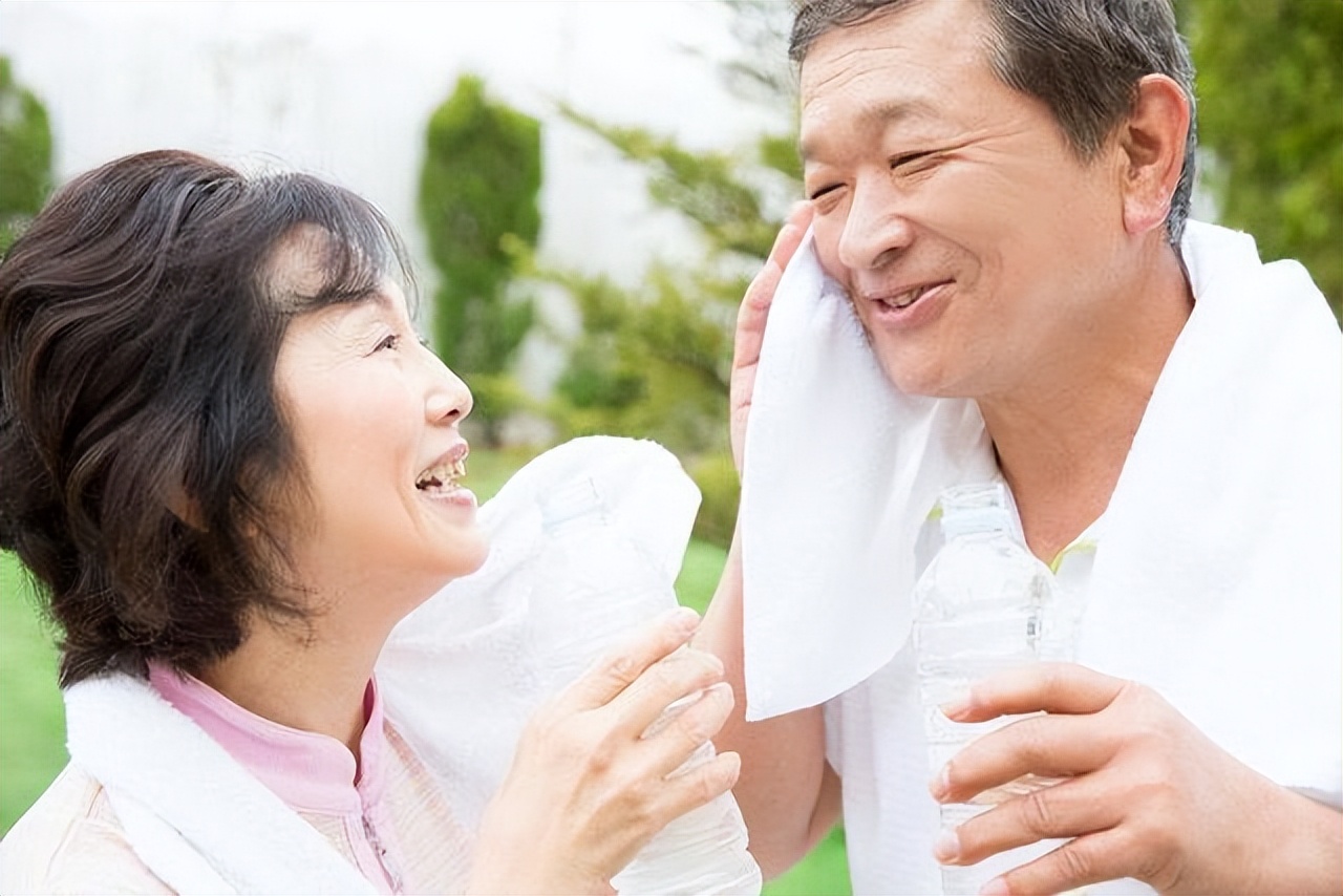 5种性传播疾病的表现以什么为主,哪些病可以通过性传播