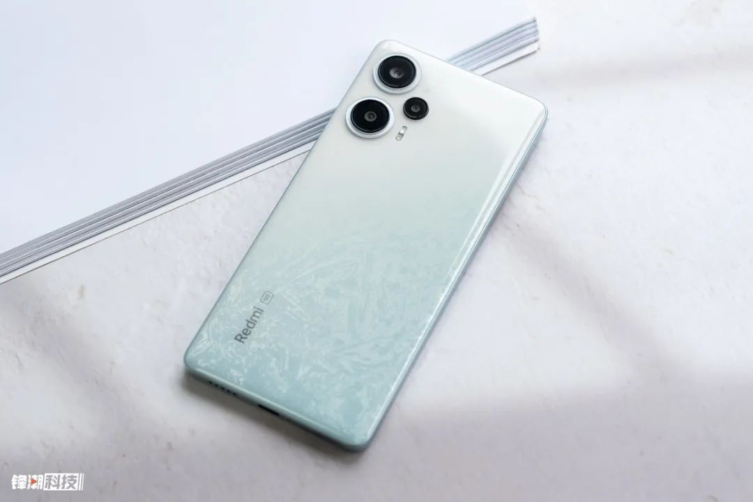 这个内卷横行的时代,手机市场陷入内卷战