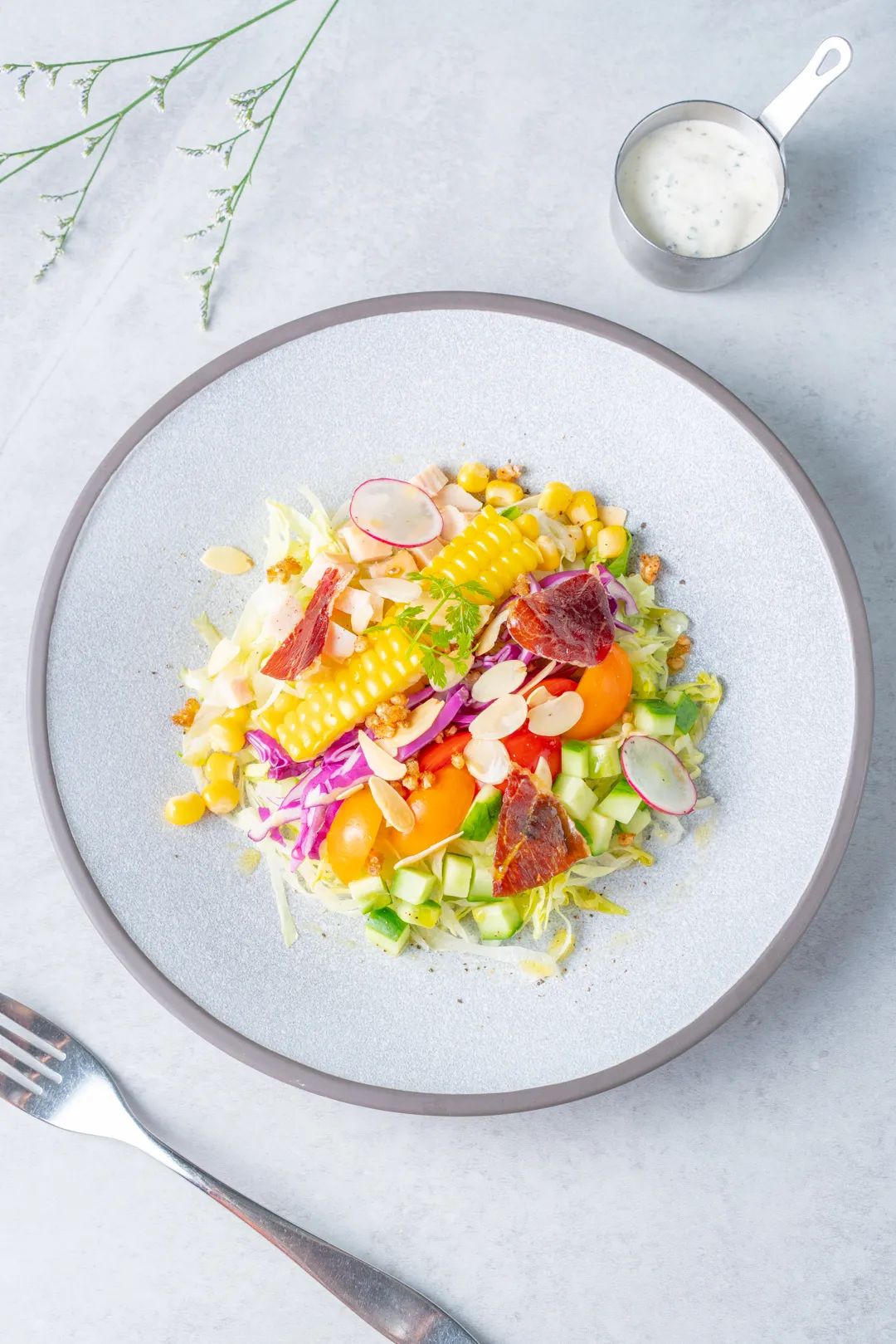 隐藏在历史博物馆旁边的院子,上海历史博物馆顶楼西餐厅