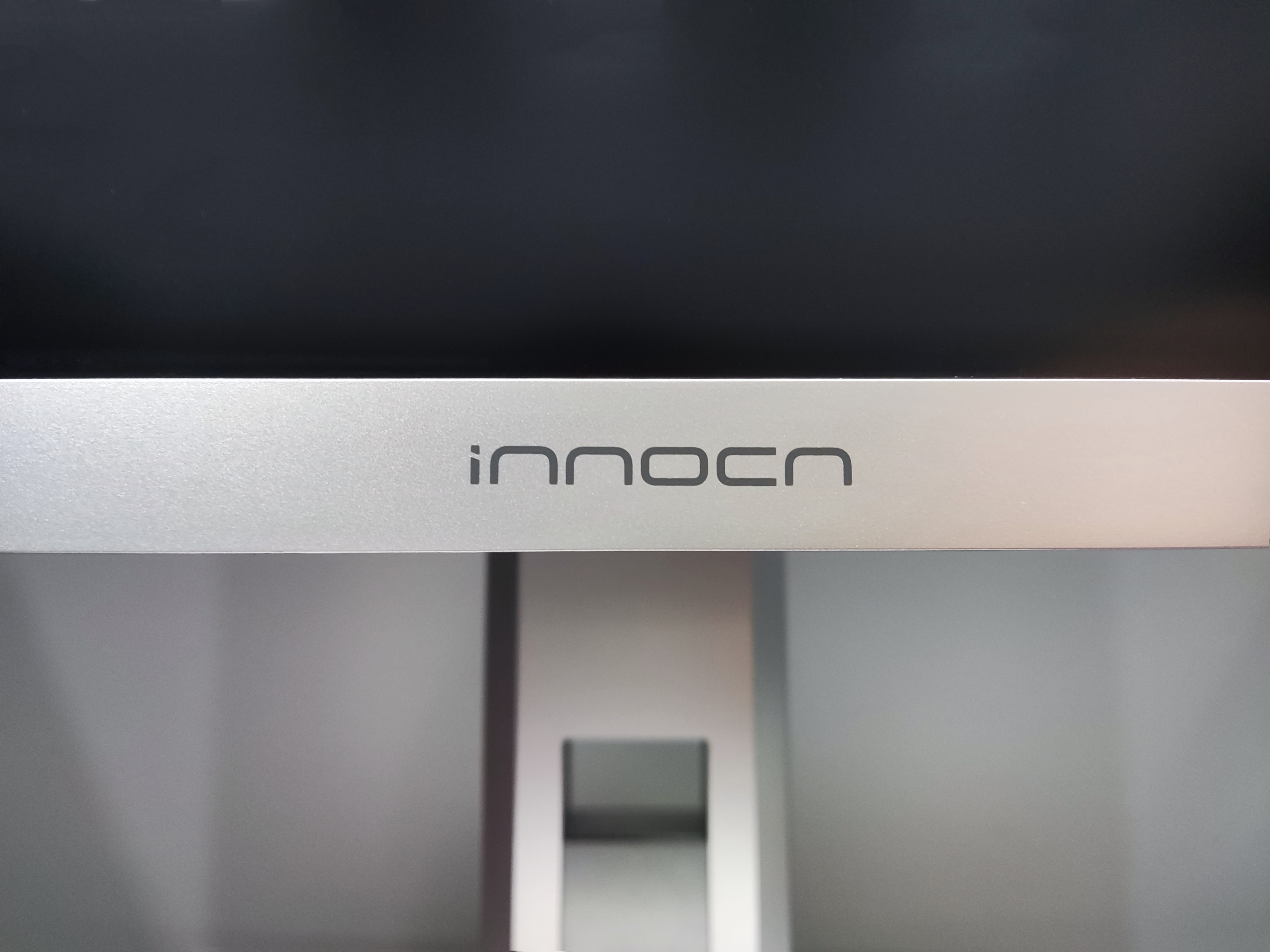 平面设计如何选择显示器,做建筑设计的显示器