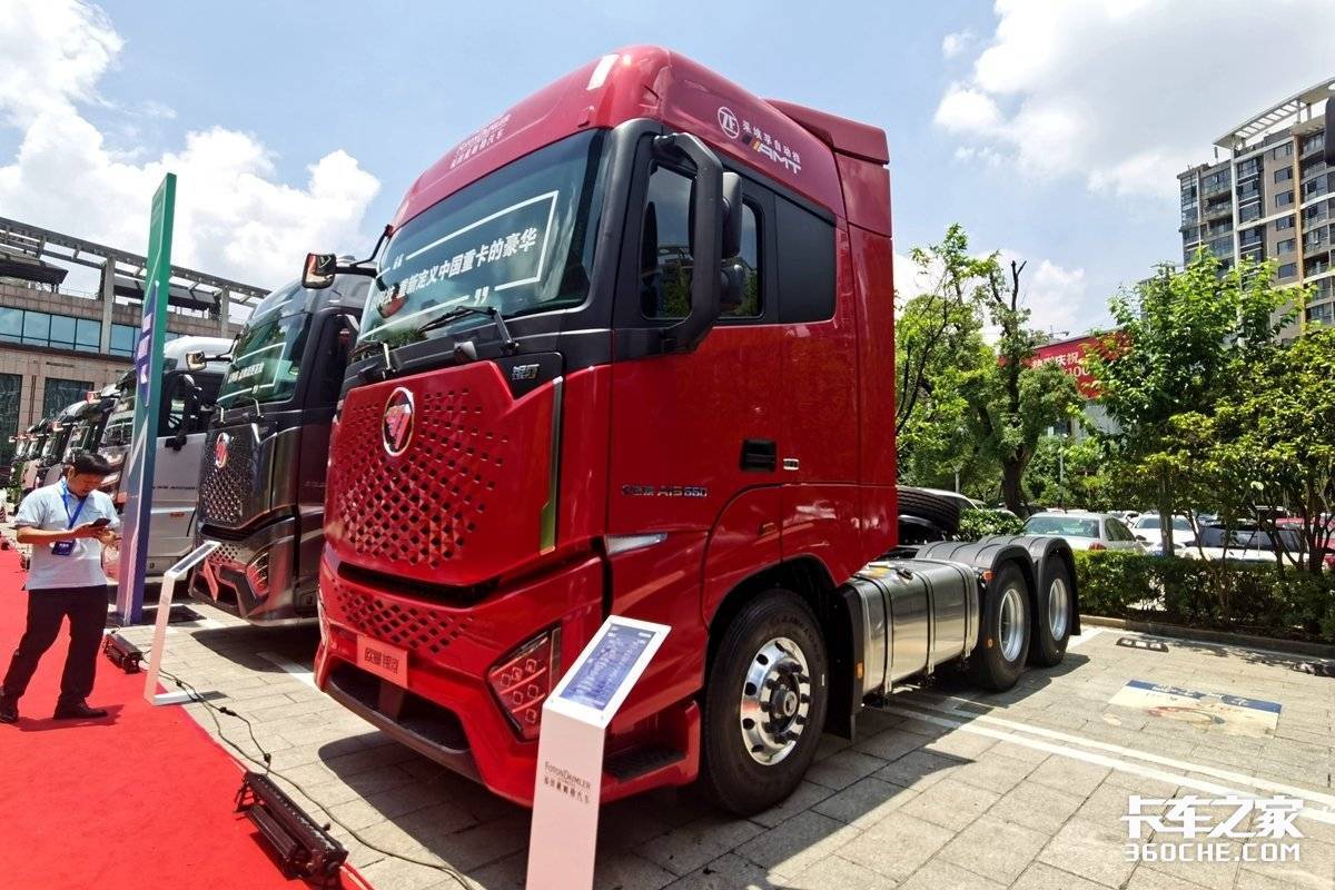 国产最新款大马力重卡,马力最大跑得最快的国产重卡价格