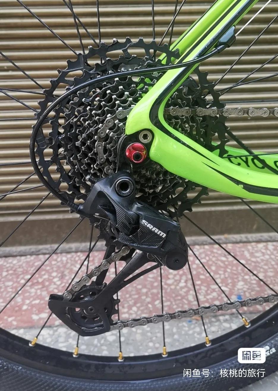 出售闲置二手山地自行车同城,碳纤维二手山地车