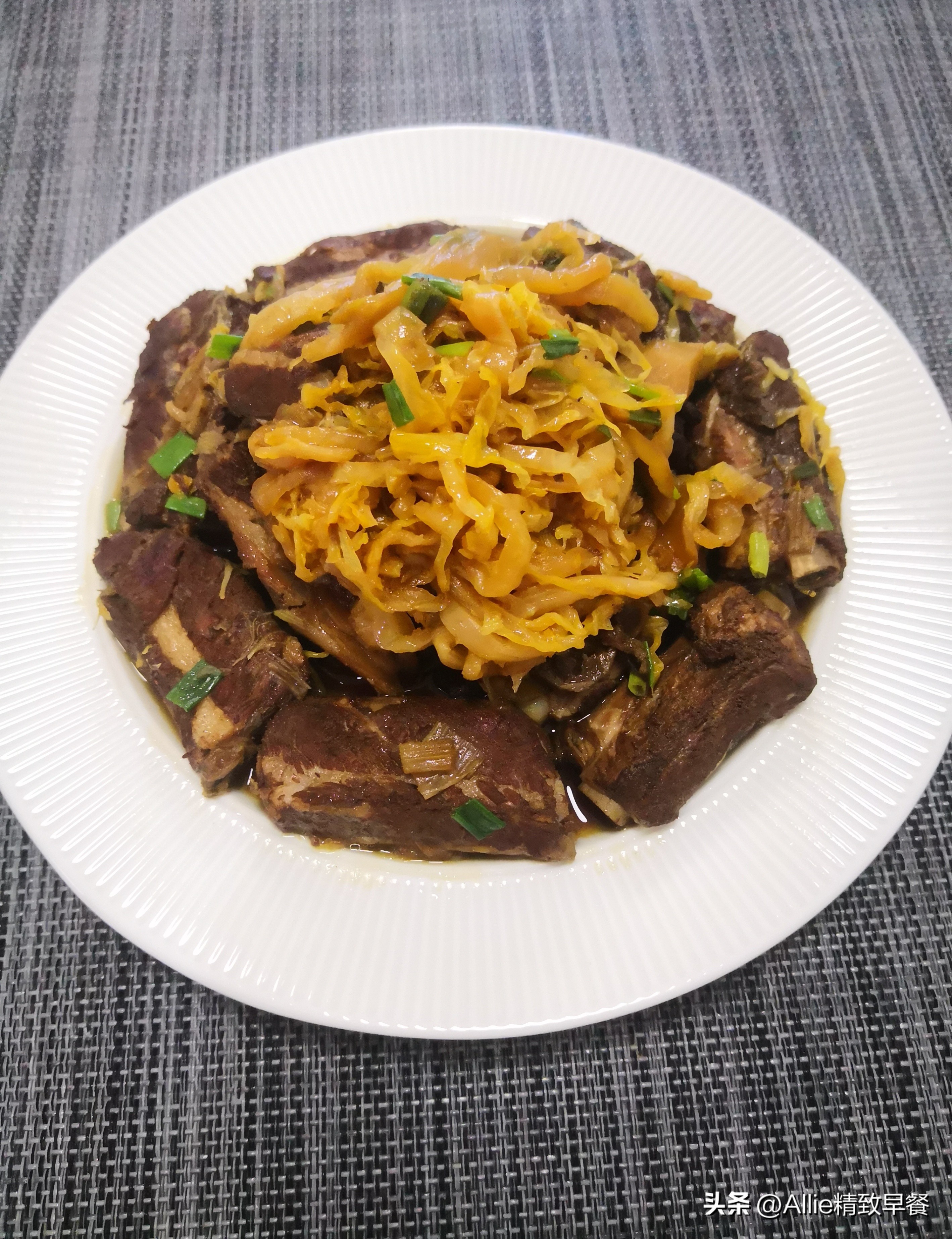 排骨软烂脱骨补钙美味全家人喜欢,软烂脱骨的酥香排骨的做法