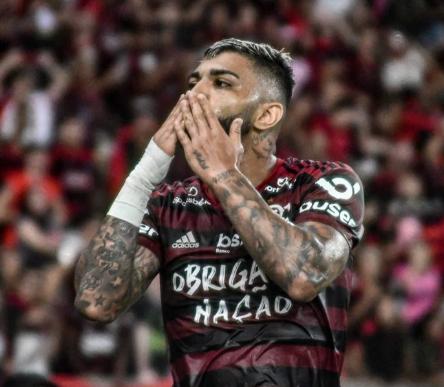 34分6篮板8助攻1抢断精彩集锦,29场球锋霸