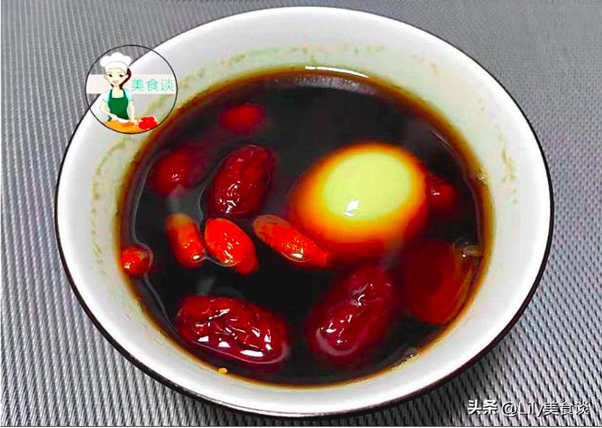 三伏天将至，建议：女人少吃西瓜和冰绿豆，多喝这汤，精神过夏天