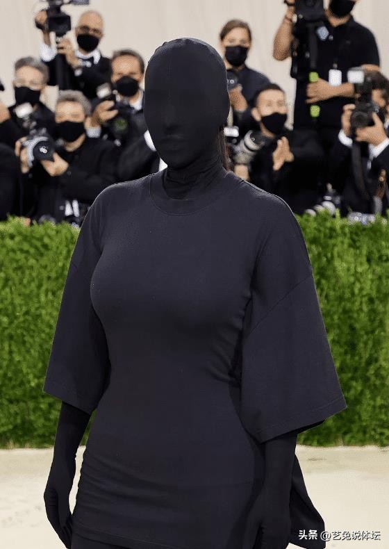 卡戴珊和c罗绯闻,卡戴珊和c罗的爱情故事