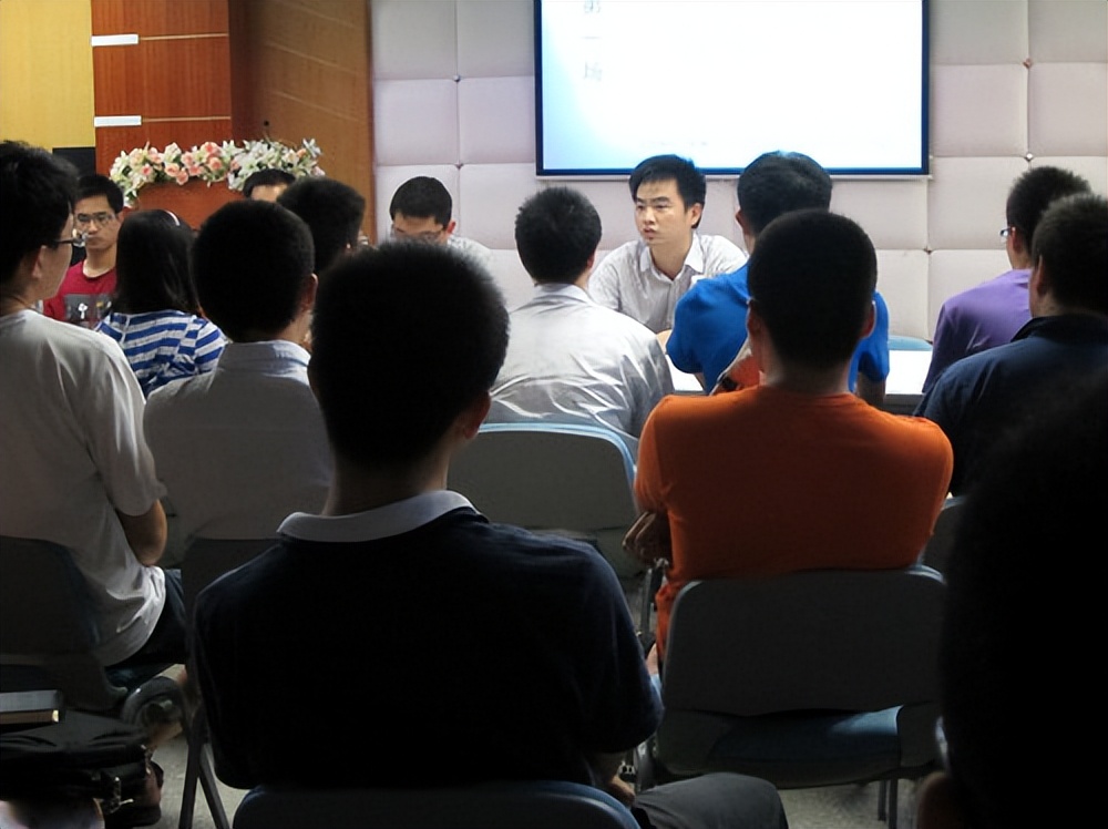 冷门国企月薪超3万,冷门行业一天3000以上收入