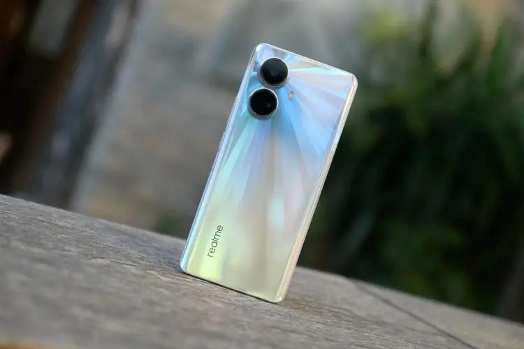 目前性价比最高的几款千元机,目前最值得购买的五款千元机