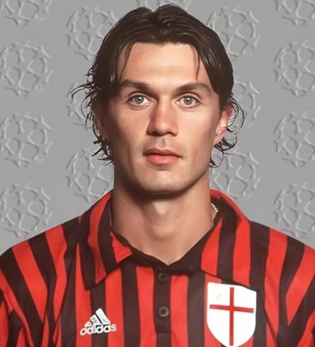 足坛进球最多的十位球星,足坛十大颜值球星