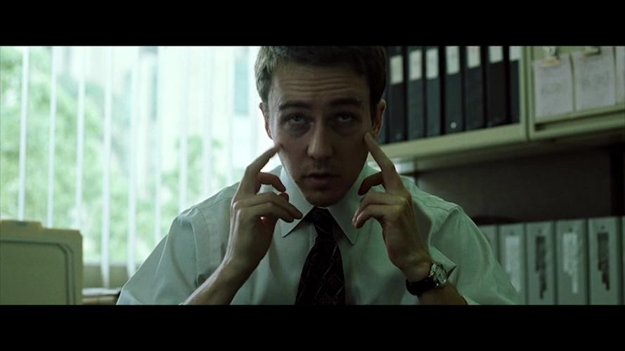 爱德华·诺顿《搏击俱乐部》,爱德华诺顿惊艳表演