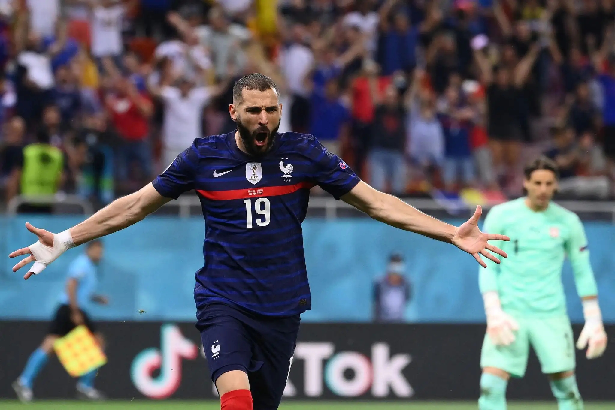 卡塔尔世界杯有梅西和c罗吗,卡塔尔世界杯c罗和梅西是哪个队