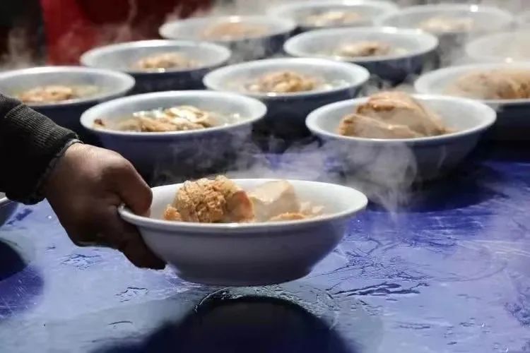 我家门前有条清澈的河女声完整版,我家门前有条清澈河男声完整版