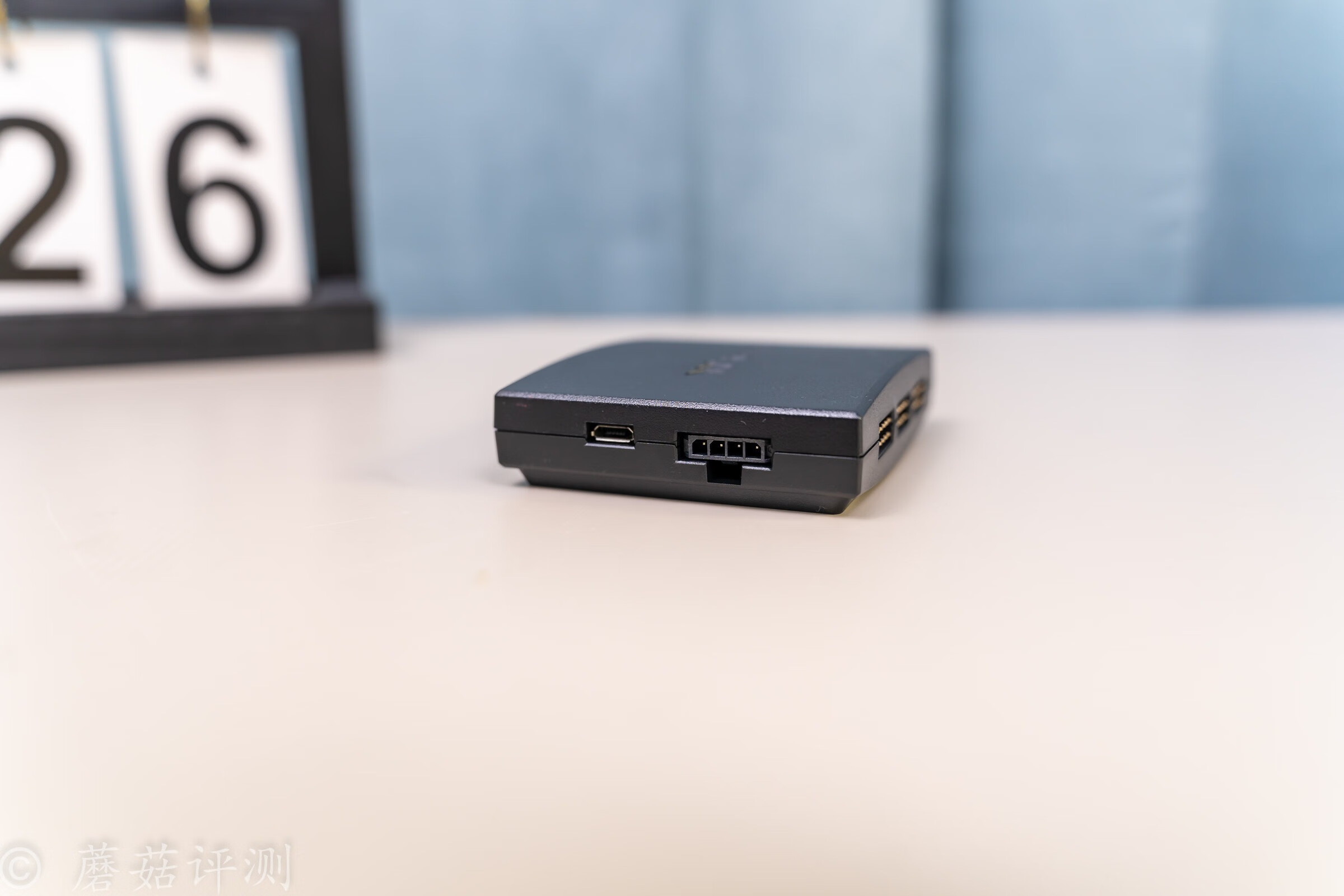 一正一反，轻松定义你需要的风扇风向，Tt耀影SWAFAN12机箱风扇