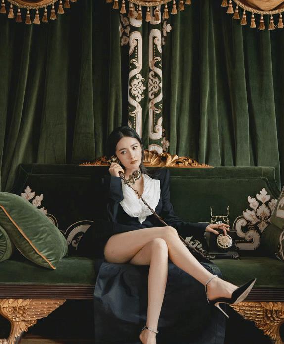 杨幂时尚前沿,杨幂时尚潮流