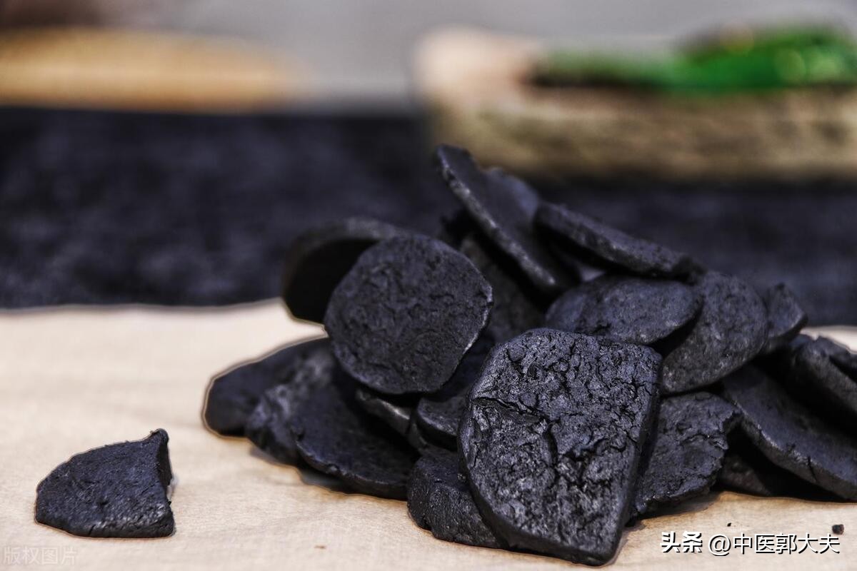 三味药煮水，养血填精、滋补肝肾，横扫眼干、眼涩、眼花、飞蚊症