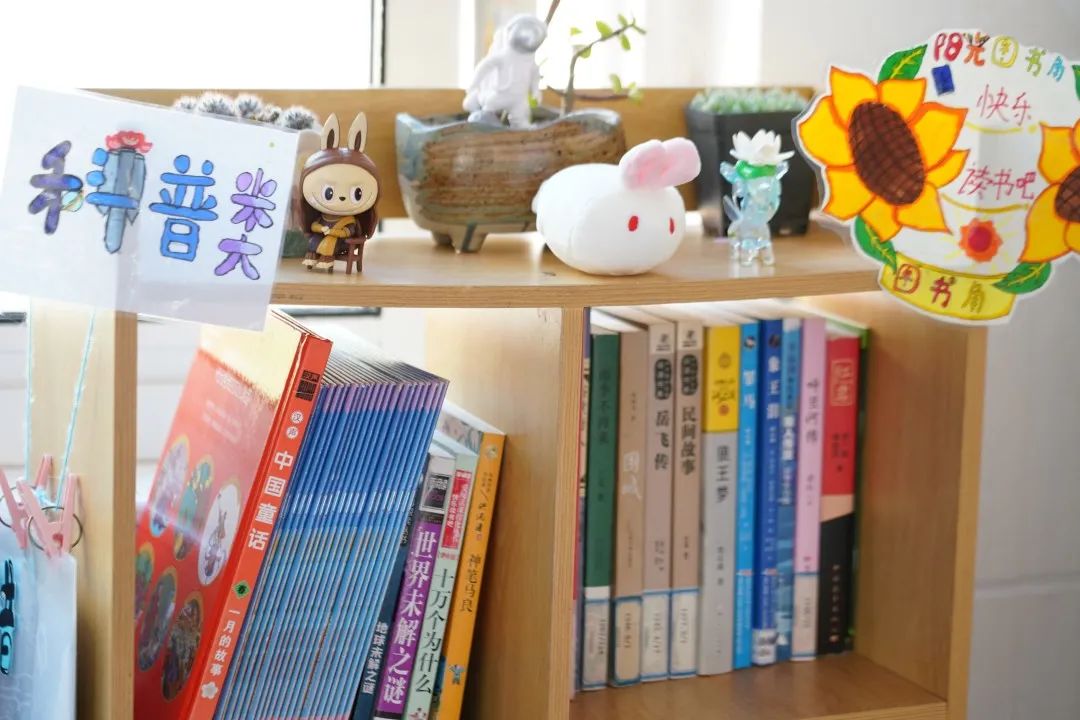 如何打造班级图书角,如何打造书香班级指导学生阅读