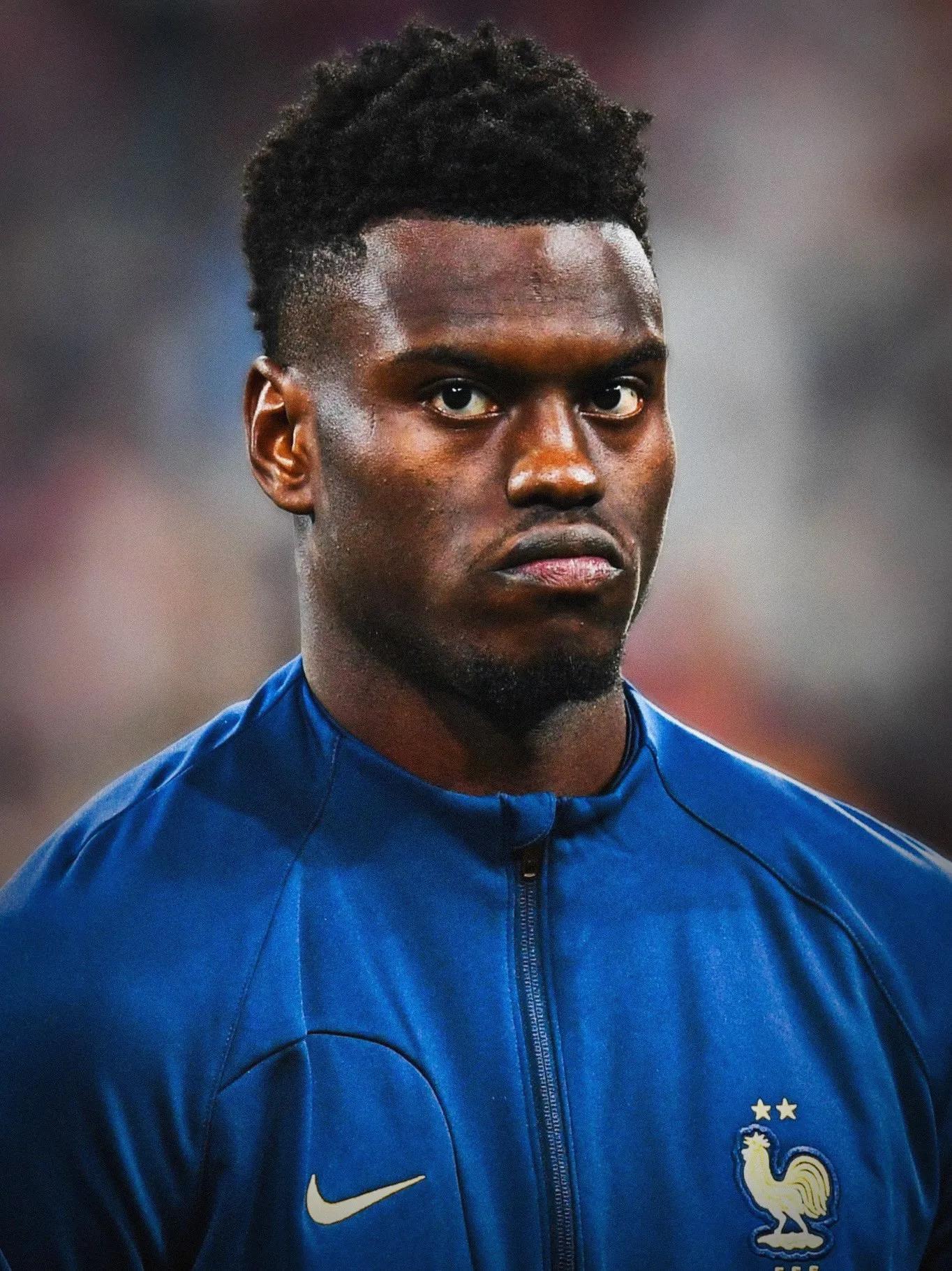 转会切尔西斯特林,转会消息拜仁和皇马