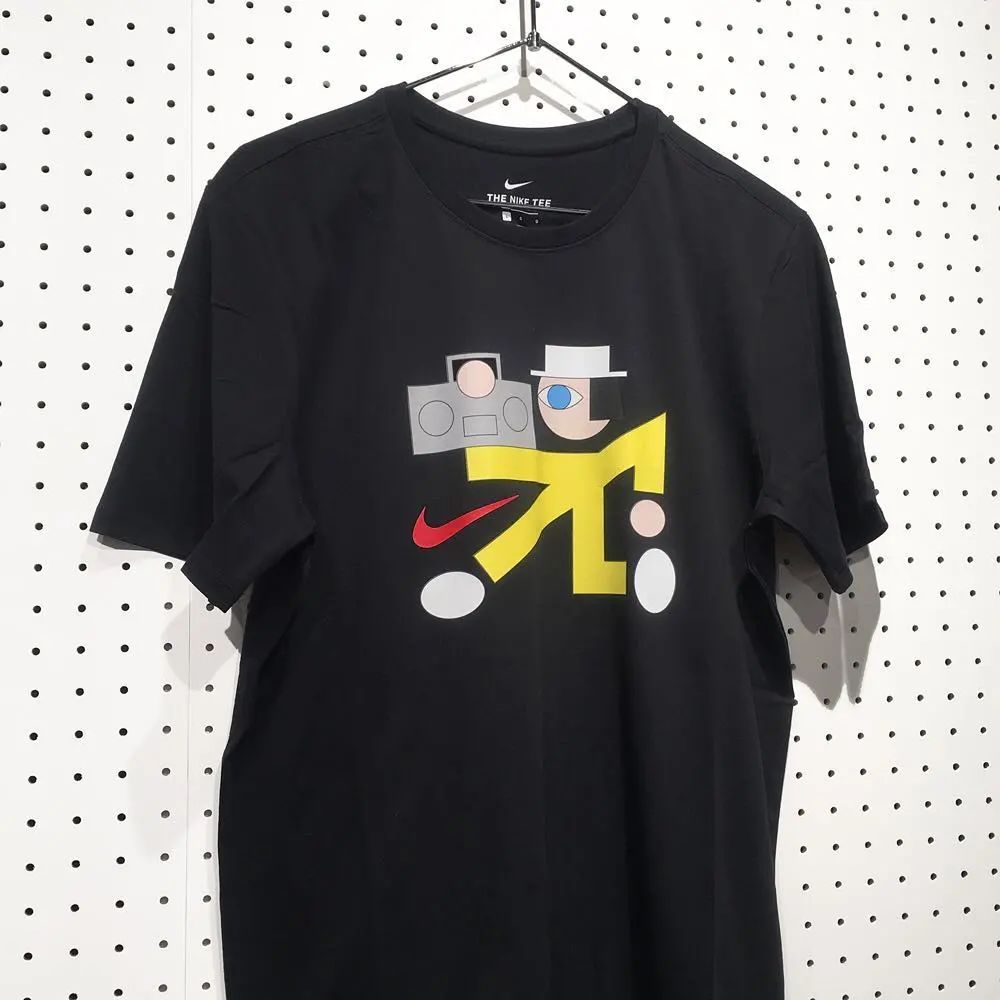 2022全球30位热门女装服装联名设计师和艺术家