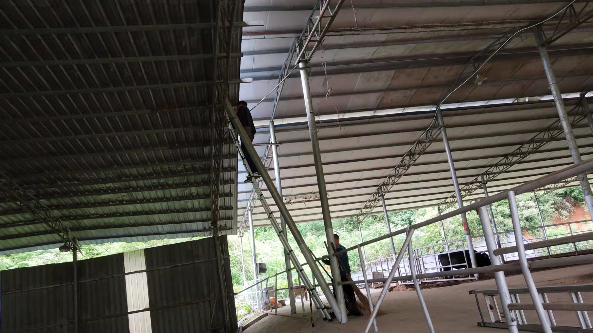 安装30个摄像头需要哪些设备,装50个摄像头方案