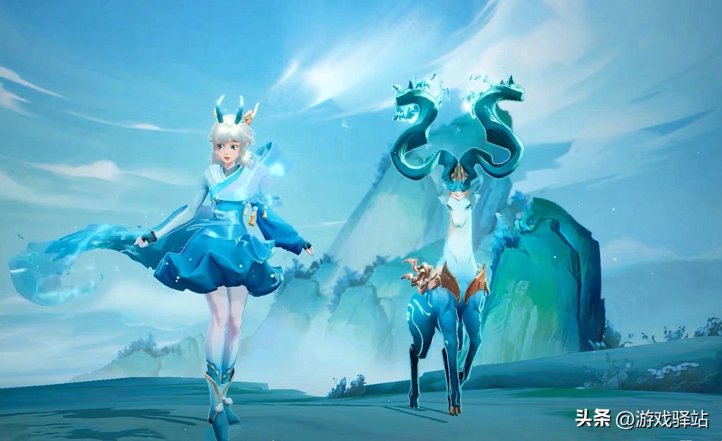 瑶兔年史诗限定模型特效预览，加入游鱼水球美翻，好运卡搭配推荐