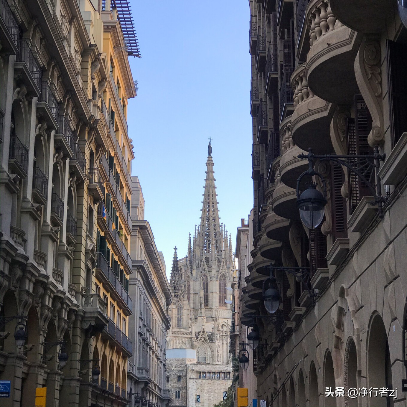 冬日暖阳拔“牙”记（34）巴塞罗那：高迪打造的欧洲之花（上）