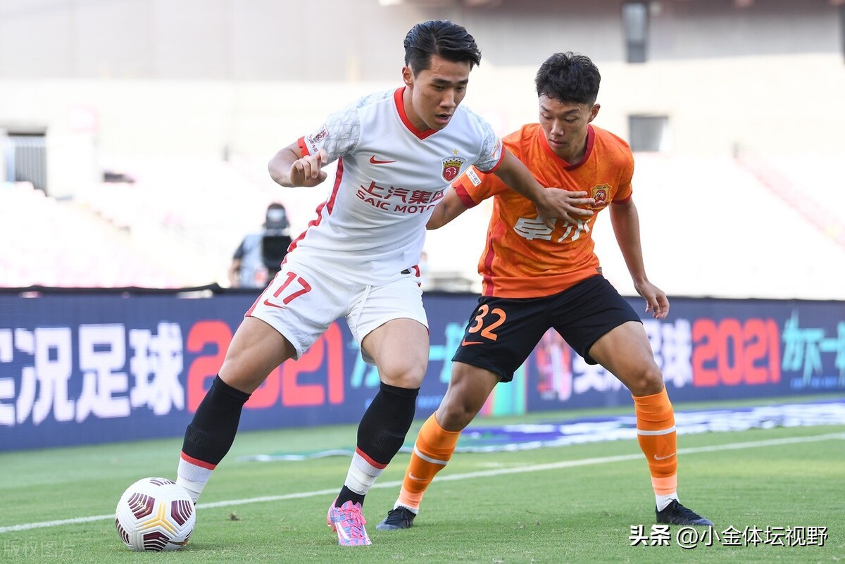 海港队外援解约离队加盟苏超豪门,海港签约韦世豪