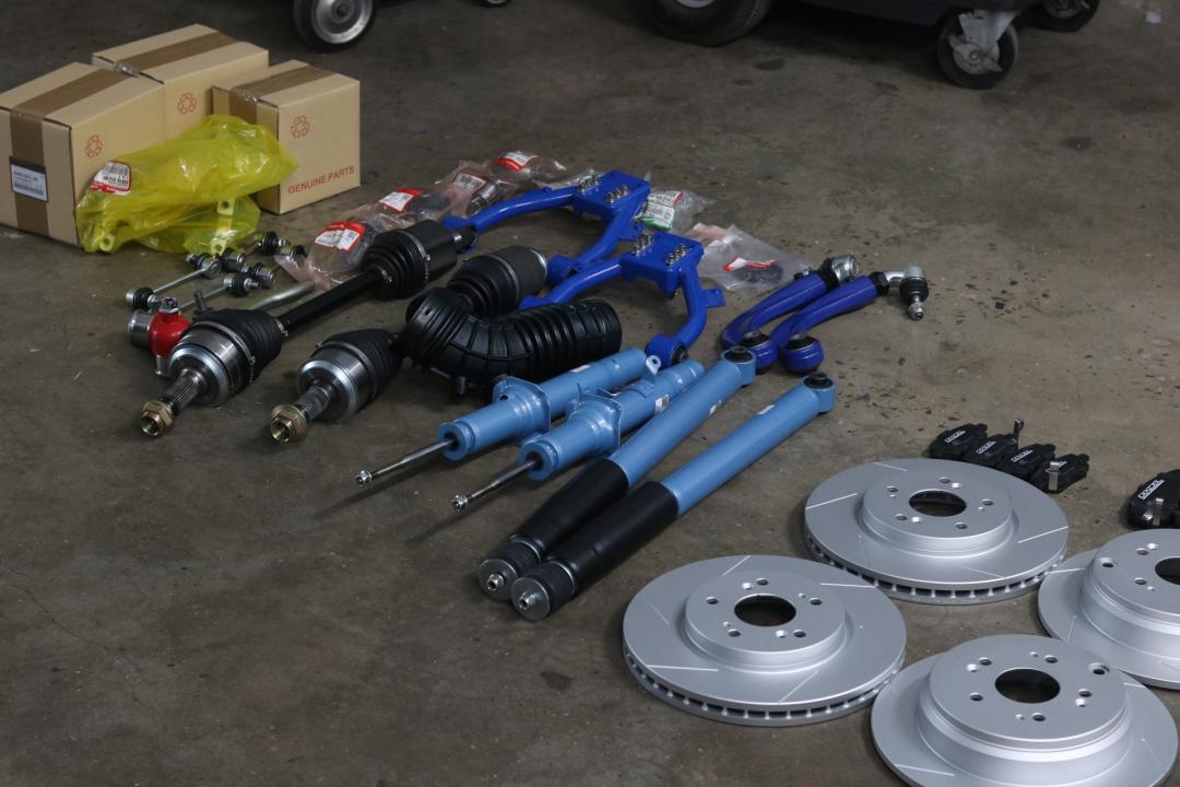 老款艾力绅二手车修复,老车翻新艾力绅