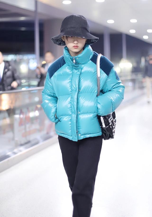 张子枫渐变帆布包,张子枫单肩挎包