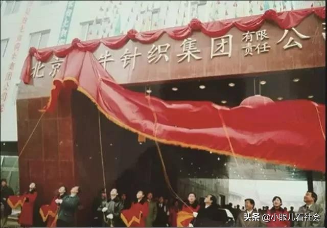 曾经最火的优衣库在中国有多少家,优衣库老款