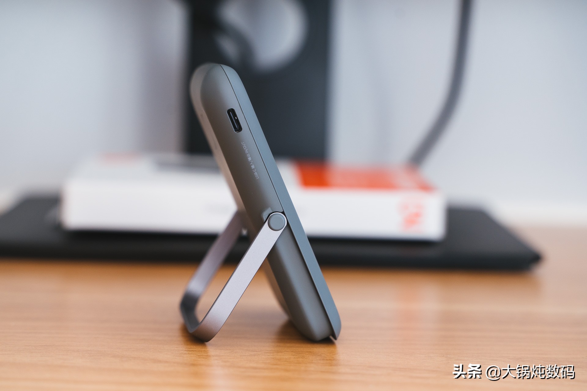 麦多多苹果磁吸无线充电宝,麦多多的无线充电宝好吗