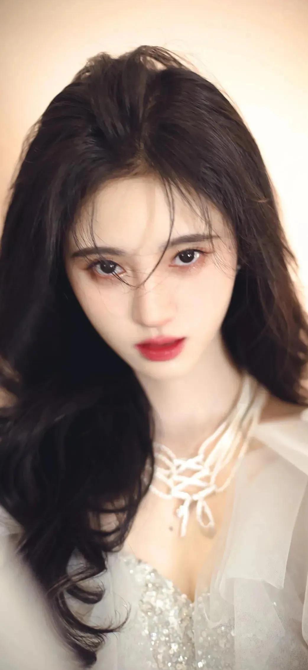 高清美女壁纸写真系列,全屏美女壁纸高颜值写真