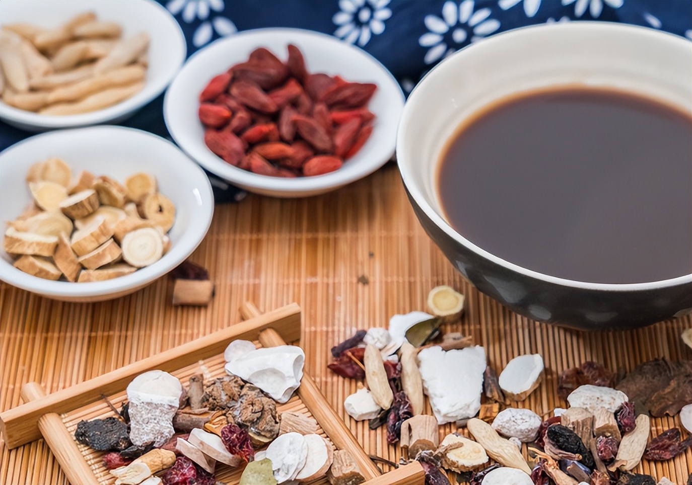 拉肚子肝脾胃不好中药怎么调理,屁多是脾虚还是肝不好