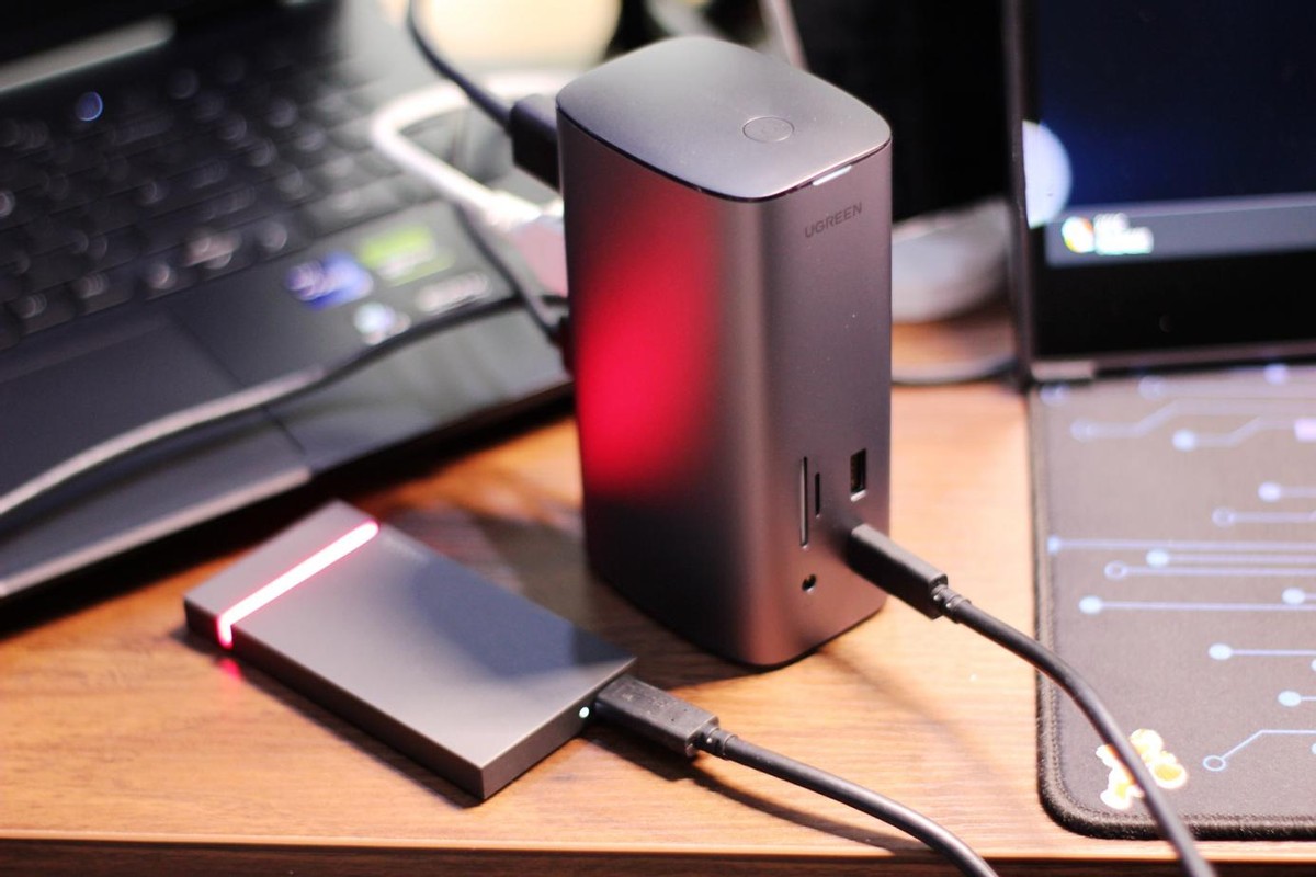 二合一绿联扩展坞,绿联12合1多屏扩展坞