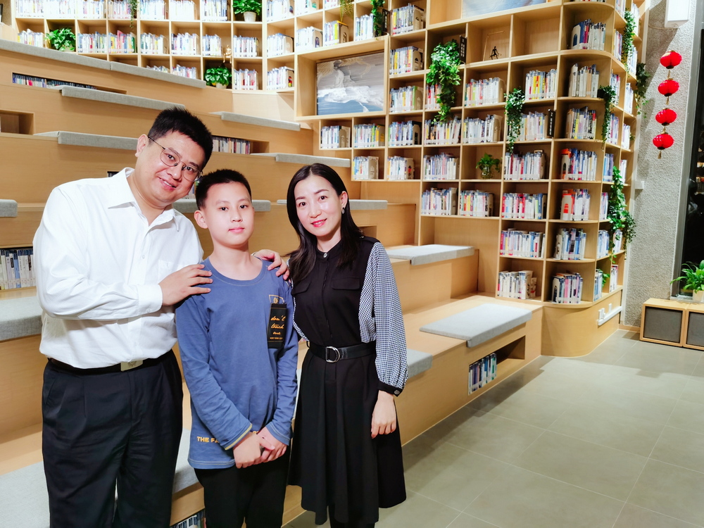 90后和00后同事眼中的70后“师父”，到底是怎样的？